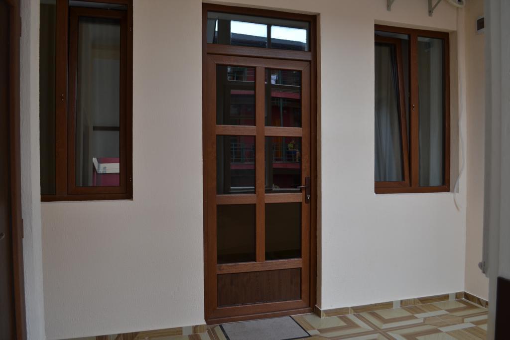 טביליסי Guest House Rafael מראה חיצוני תמונה